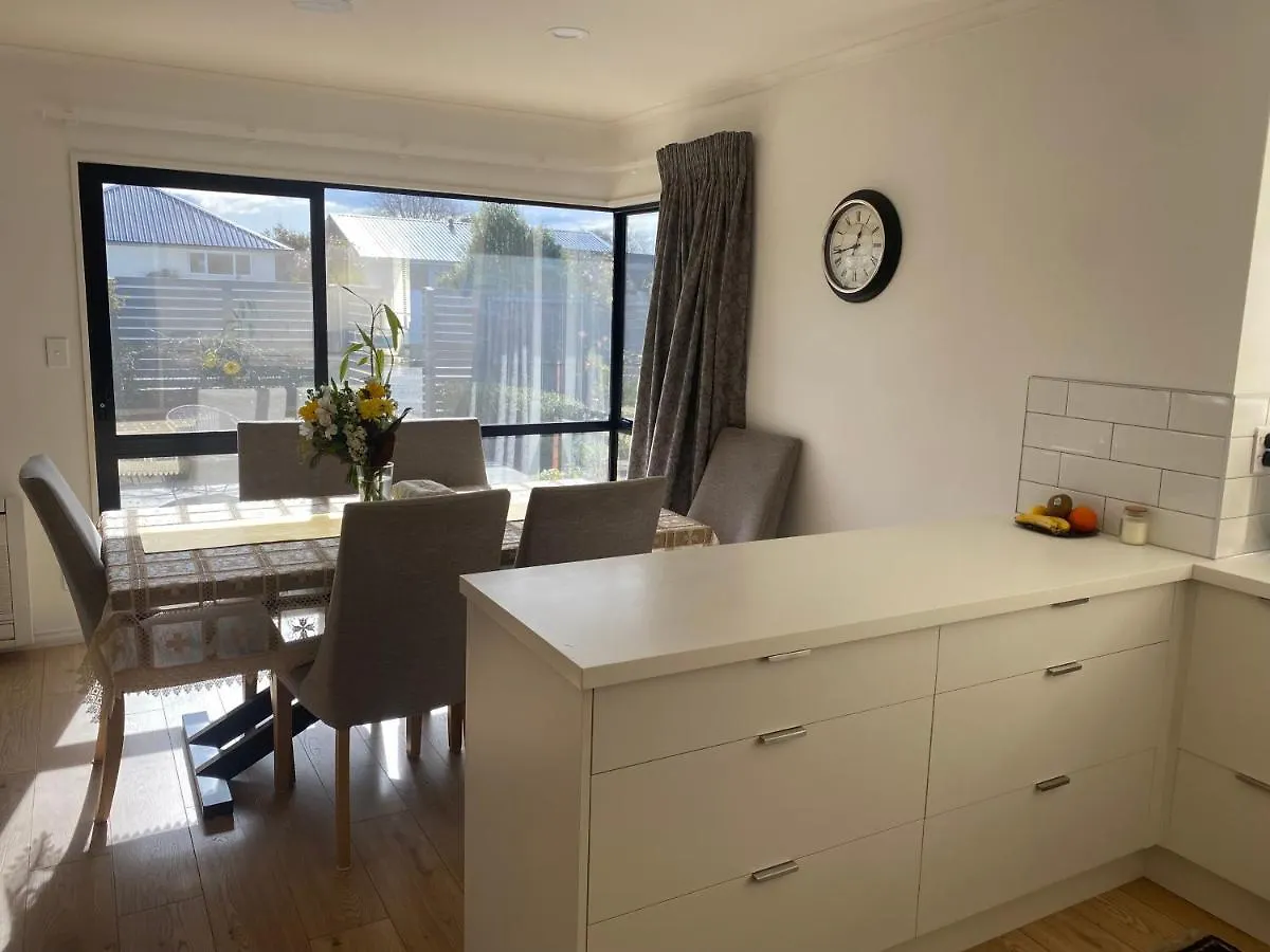 20A Chepstow Avenue, Chch Bed & Breakfast Christchurch