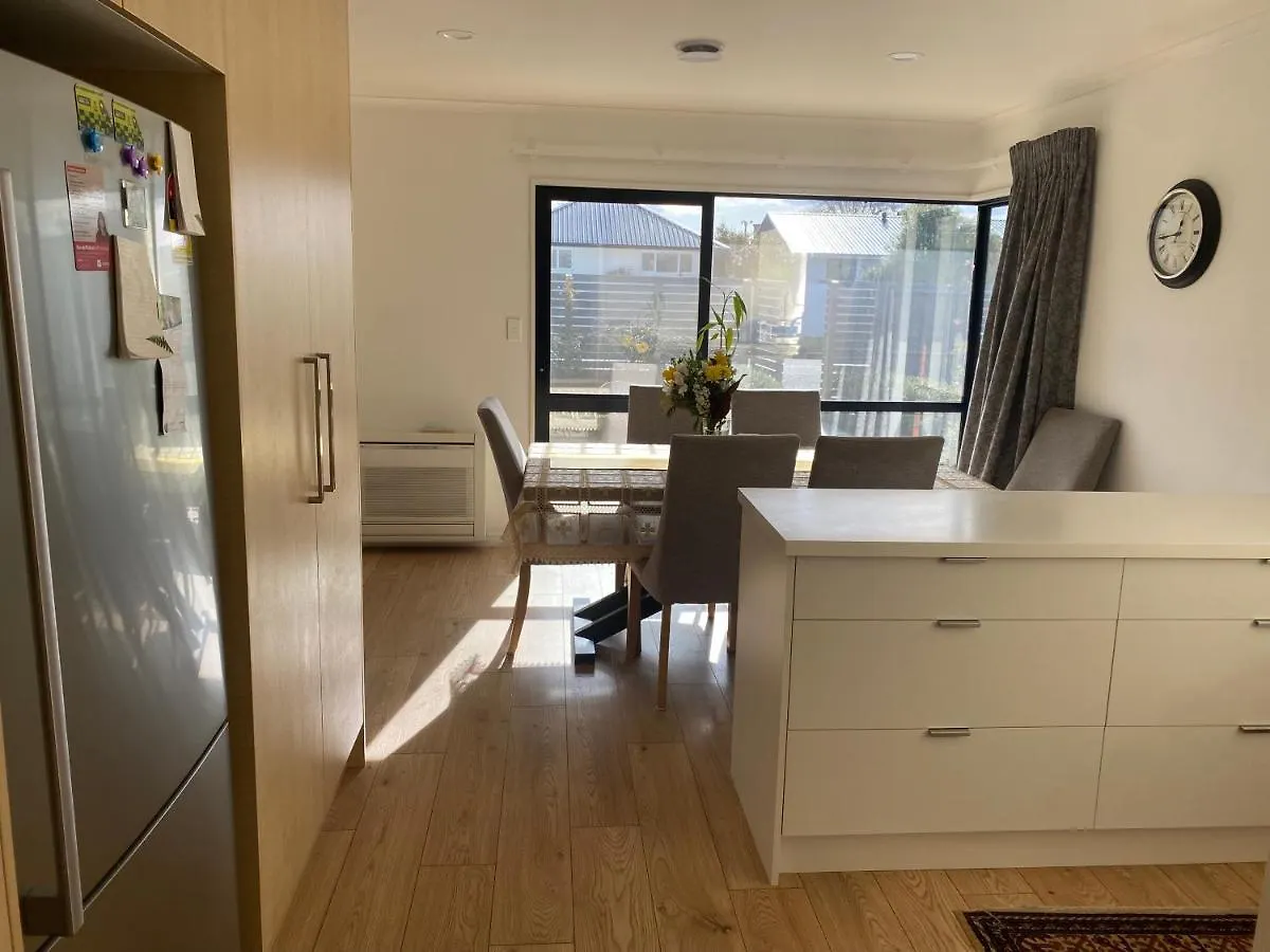 20A Chepstow Avenue, Chch Bed & Breakfast Christchurch