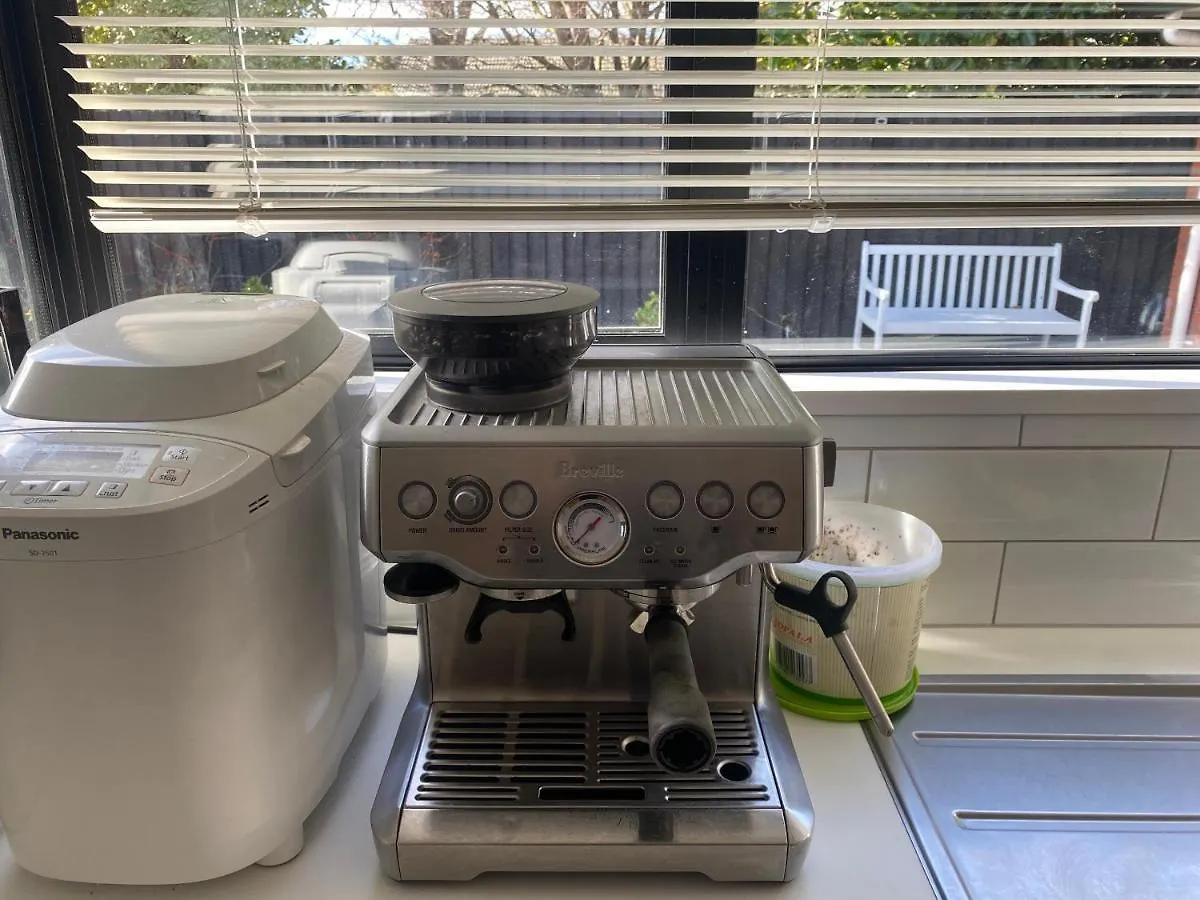 20A Chepstow Avenue, Chch Bed & Breakfast Christchurch 0*,